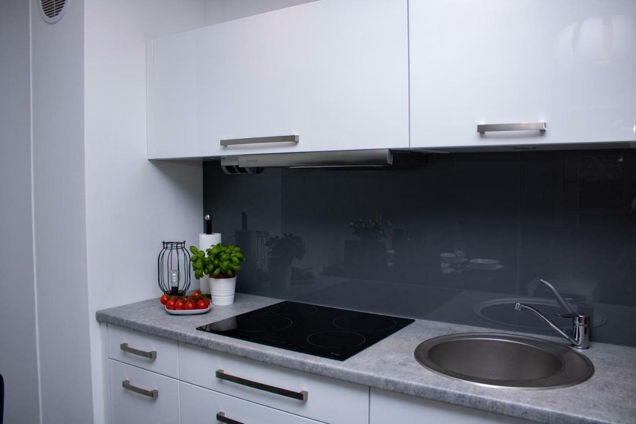 Apartament z ogródkiem Trzęsacz Exterior foto